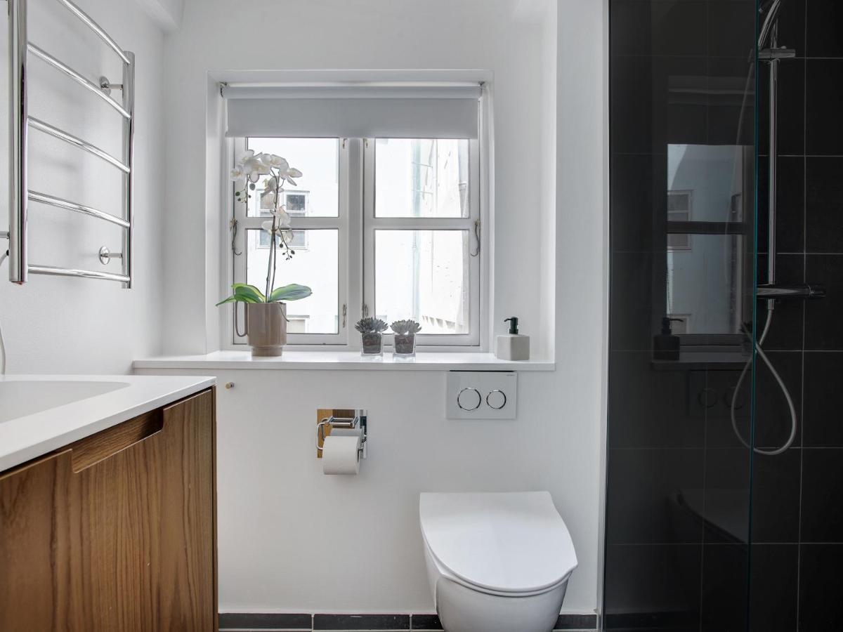 Sanders Regent - Precious One-Bedroom Apartment Near Central Square コペンハーゲン エクステリア 写真